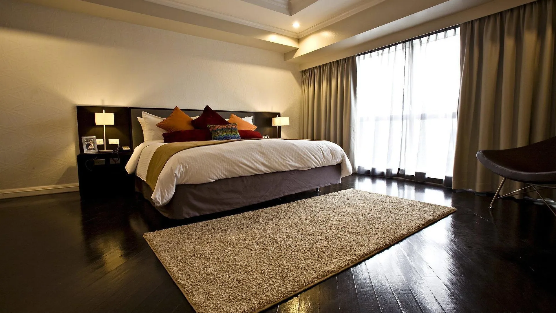 Fraser Place Manila Makati City Aparthotel